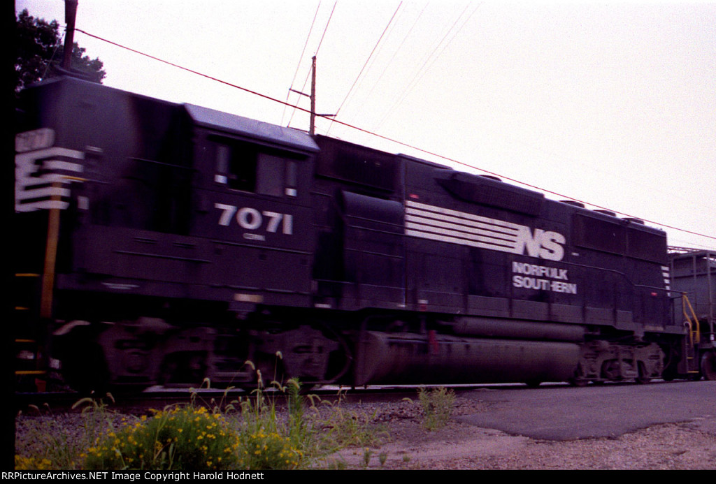 NS 7071